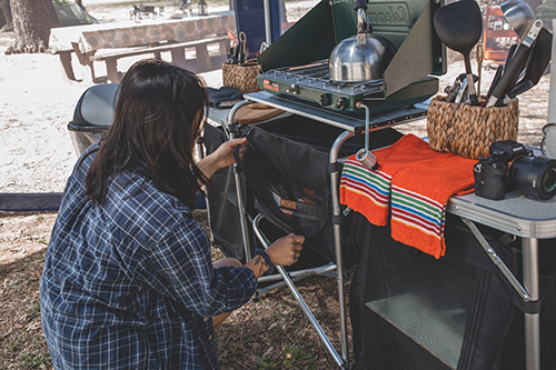 glamping cooking kitchen