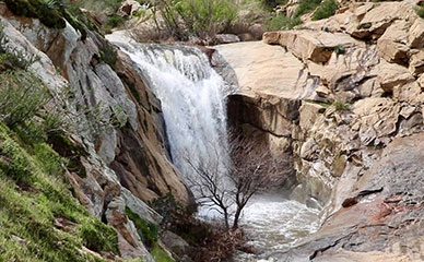 water falls three sisters